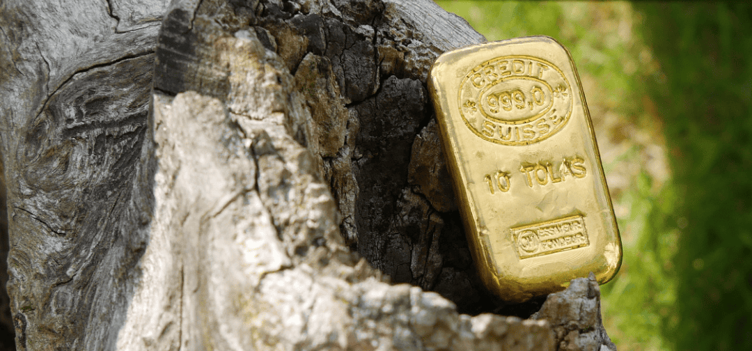 Why Gold Thrives in Times of War and Uncertainty